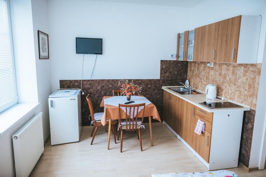 Klub U Namornika Dvůr Králové nad Labem Buitenkant foto