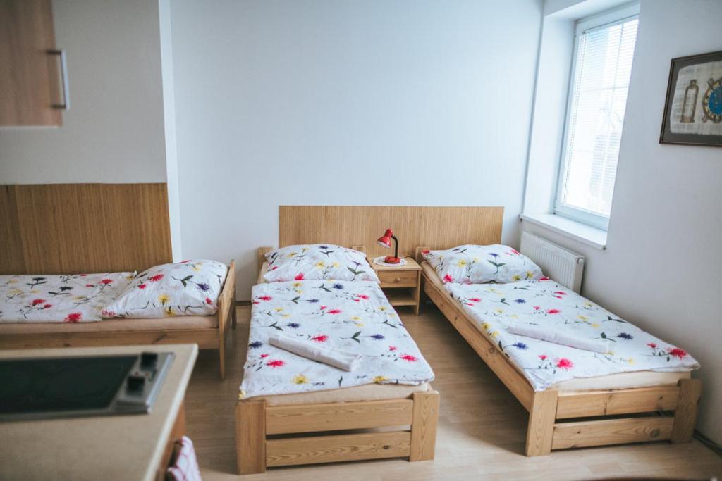 Klub U Namornika Dvůr Králové nad Labem Buitenkant foto