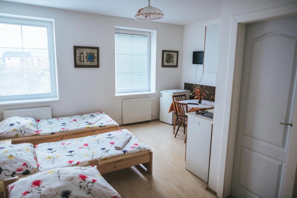 Klub U Namornika Dvůr Králové nad Labem Buitenkant foto